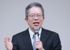 理事長兼学園長　黒田耕平